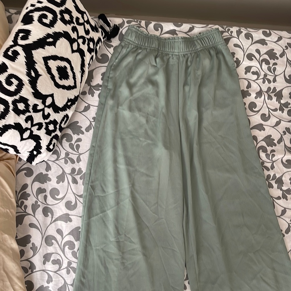 New H&M turquoise wide leg Silk pants